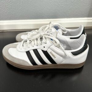 Adidas Sambas- BARELY WORN
